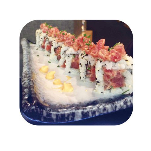 Uramaki picante de atún